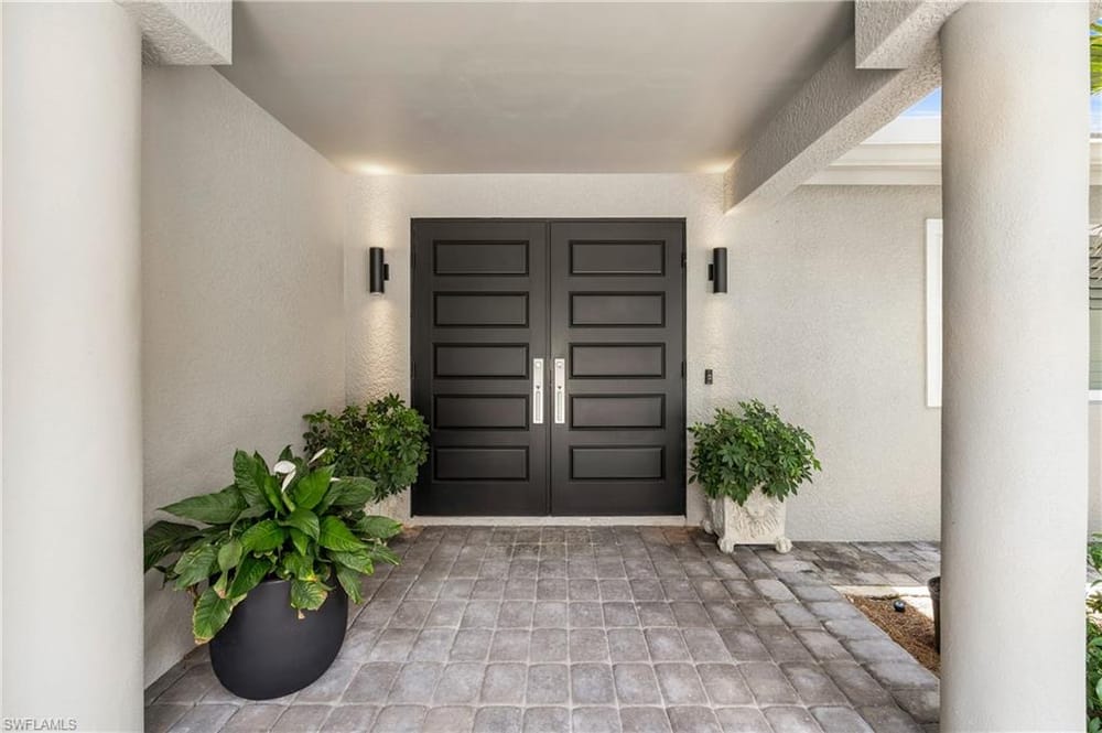 10173 Gulf Shore Dr. – #226024930 - Vanderbilt Beach