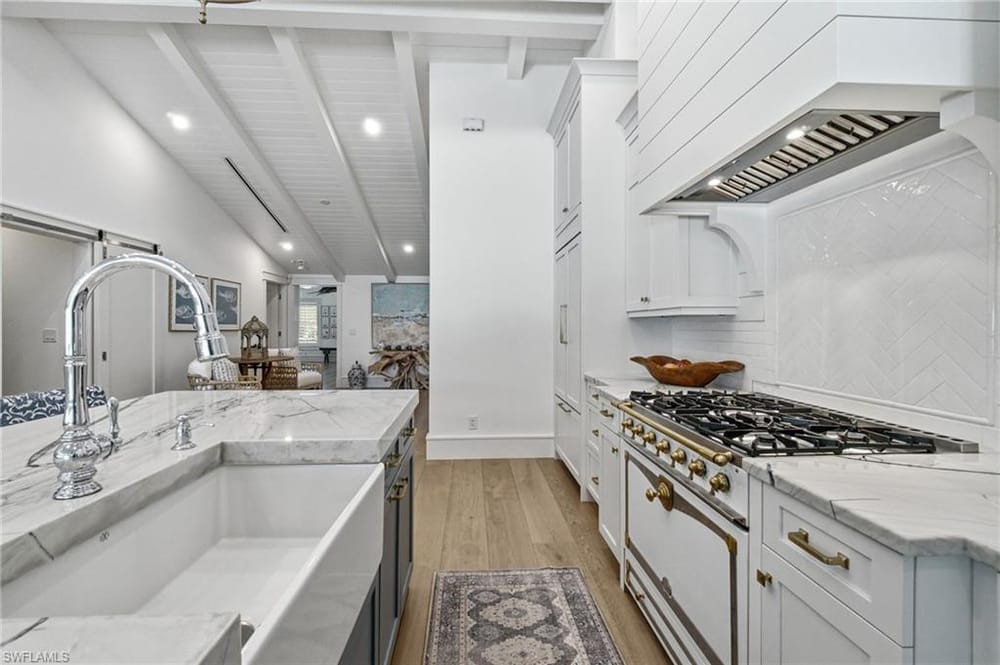 742 11th Ave. S – #226024974 - Olde Naples