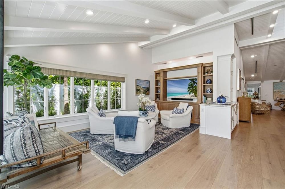 742 11th Ave. S – #226024974 - Olde Naples