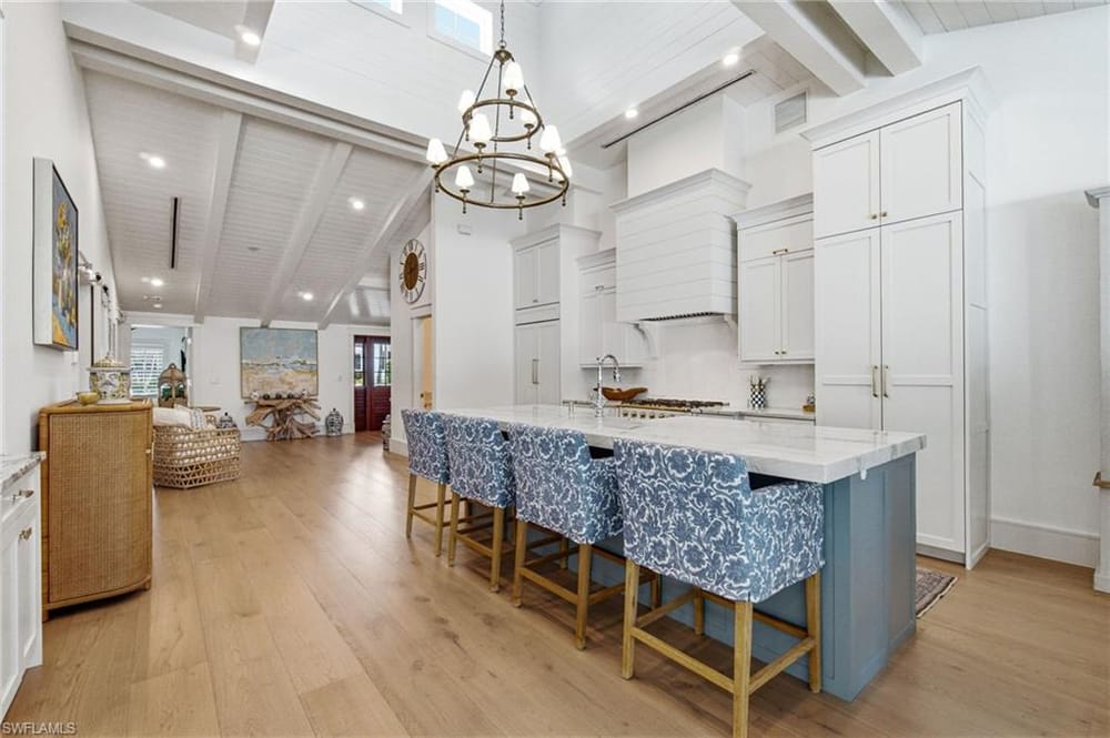 742 11th Ave. S – #226024974 - Olde Naples