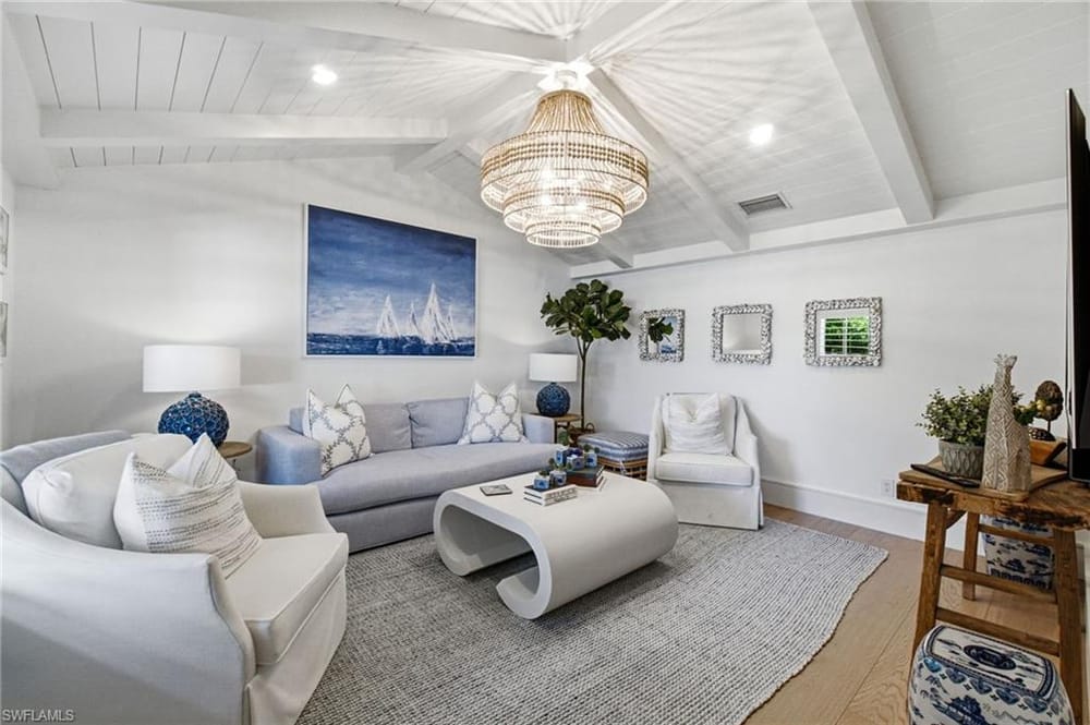 742 11th Ave. S – #226024974 - Olde Naples