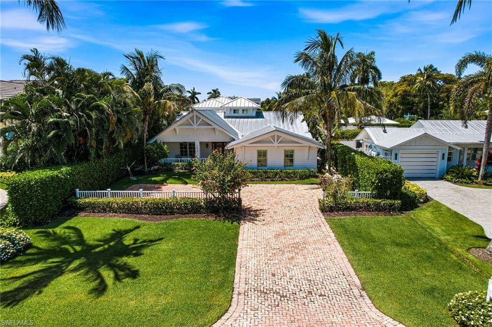 742 11th Ave. S – #226024974 - Olde Naples