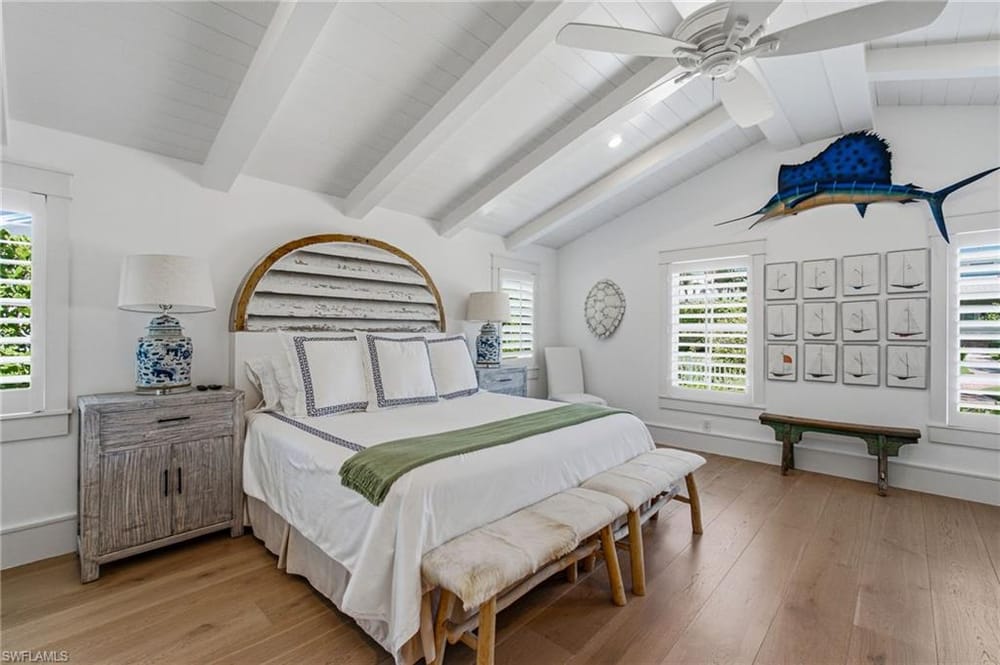742 11th Ave. S – #226024974 - Olde Naples