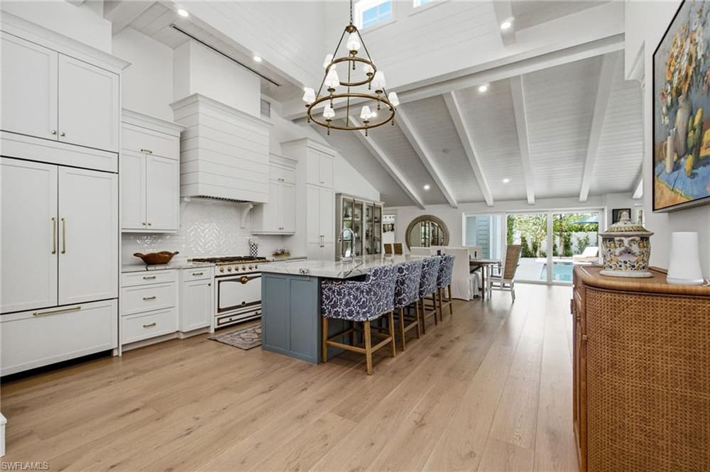 742 11th Ave. S – #226024974 - Olde Naples