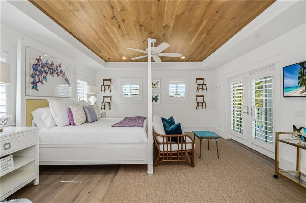 742 11th Ave. S – #226024974 - Olde Naples