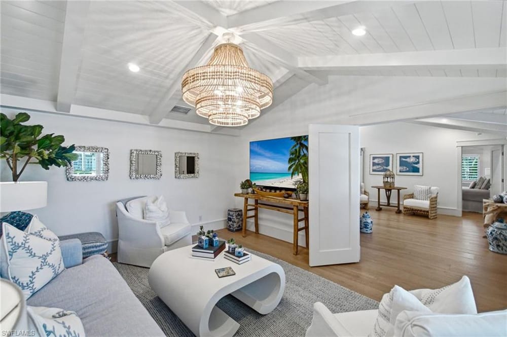 742 11th Ave. S – #226024974 - Olde Naples