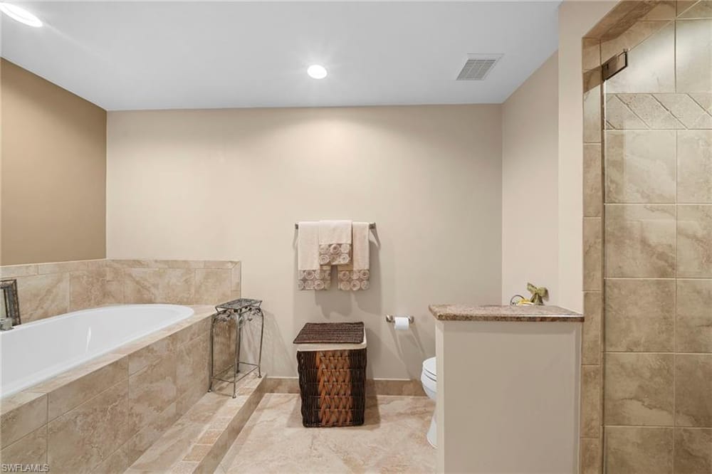 770 Waterford Dr. 202 – #226025022 - Eagle Creek