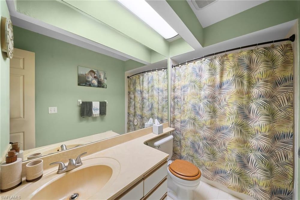 758 Eagle Creek Dr. 202 – #226025031 - Eagle Creek
