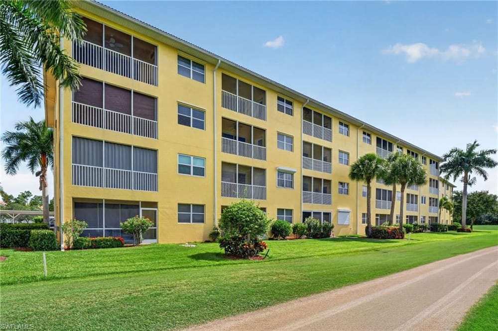 6820 Sterling Greens Pl. 402 – #2026028647 - Glen Eagle