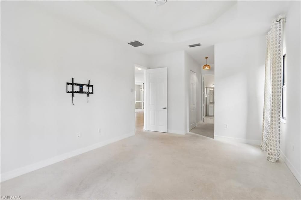 13783 Luna Dr. – #226025060 - Marbella Isles