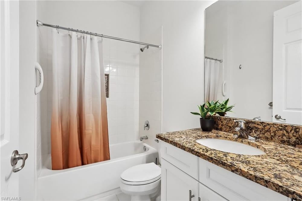 13783 Luna Dr. – #226025060 - Marbella Isles