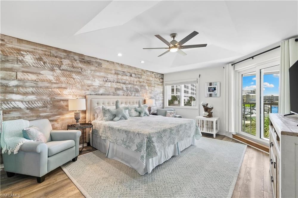 9101 Vanderbilt Dr. 302 – #226025103 - Vanderbilt Beach
