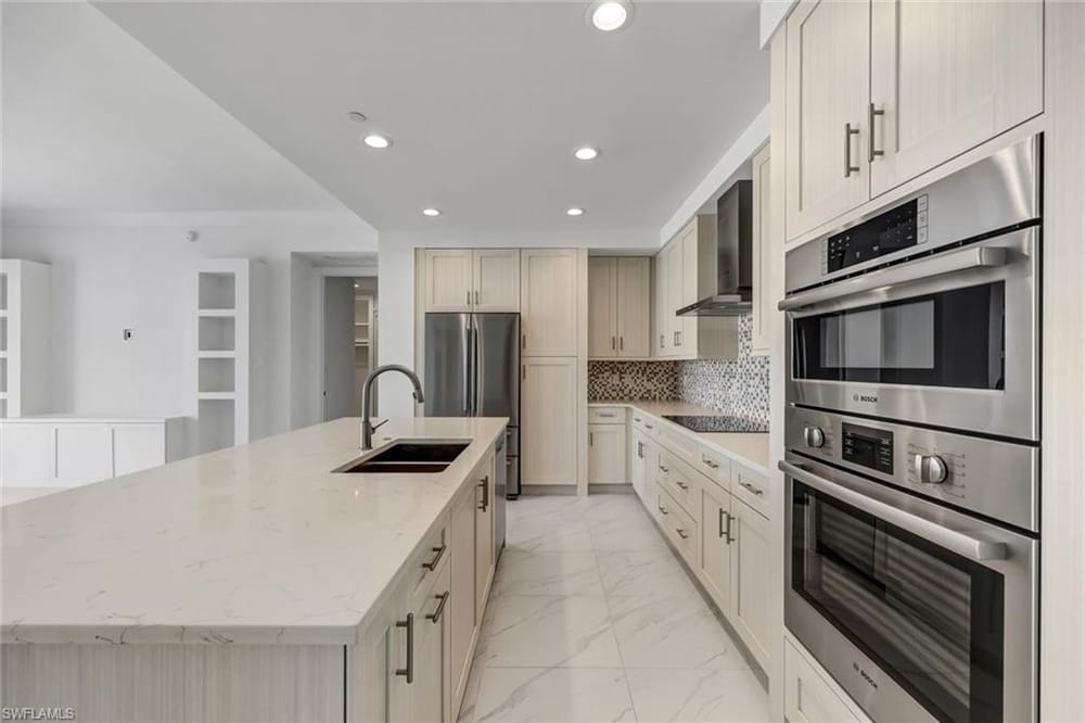 1135 3rd Ave. S 318 – #226025236 - Naples Square