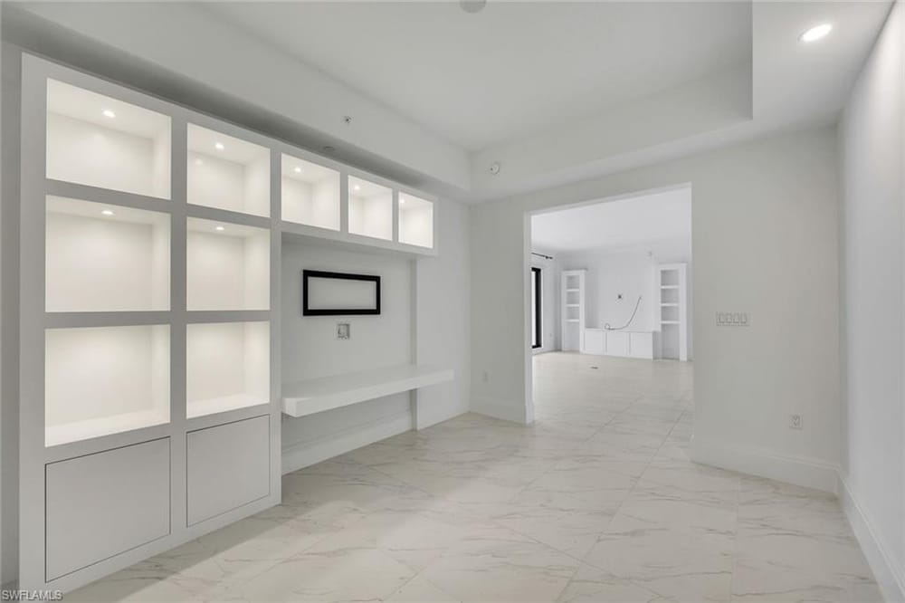 1135 3rd Ave. S 318 – #226025236 - Naples Square