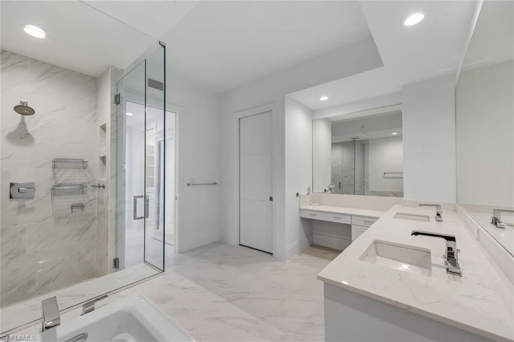 1135 3rd Ave. S 318 – #226025236 - Naples Square