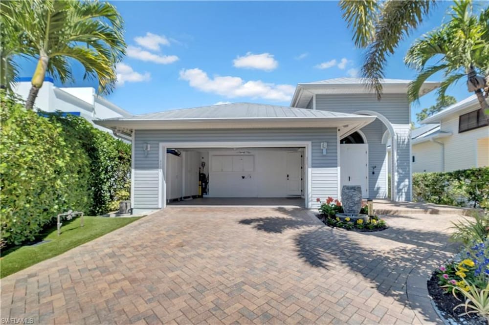 3005 Coco Ave. – #226025281 - Sabal Shores