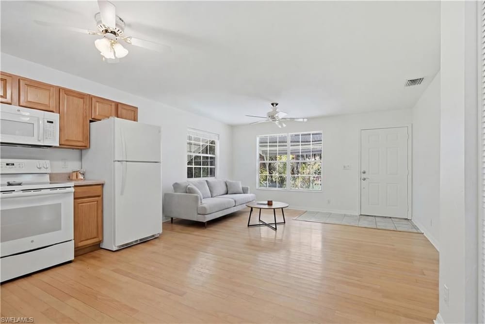 150 Logan Blvd. N – #226025339 - Logan Woods
