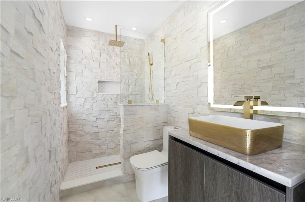 5105 Berkeley Dr. – #226025342 - Queens Park