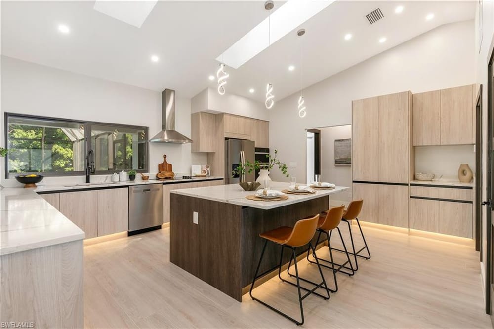 5105 Berkeley Dr. – #226025342 - Queens Park