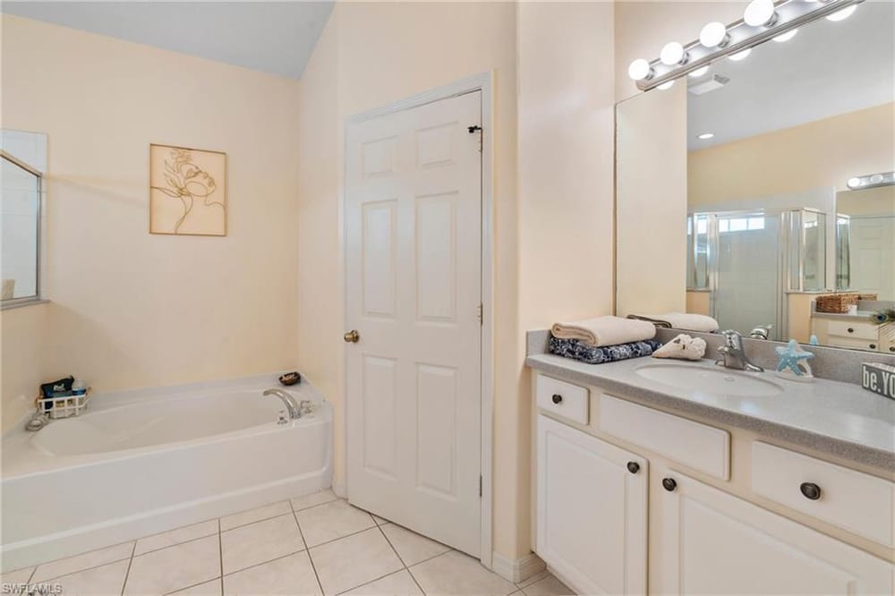 8285 Silver Birch Way – #226025402 - Sherwood
