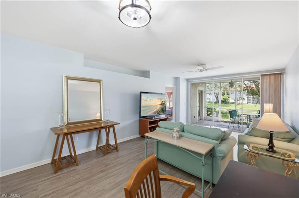 7577 Silver Trumpet Ln. 103 – #226025517 - Pipers Grove