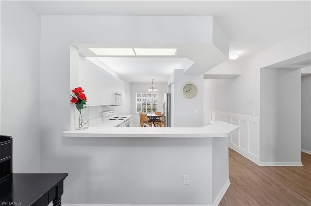 7577 Silver Trumpet Ln. 103 – #226025517 - Pipers Grove