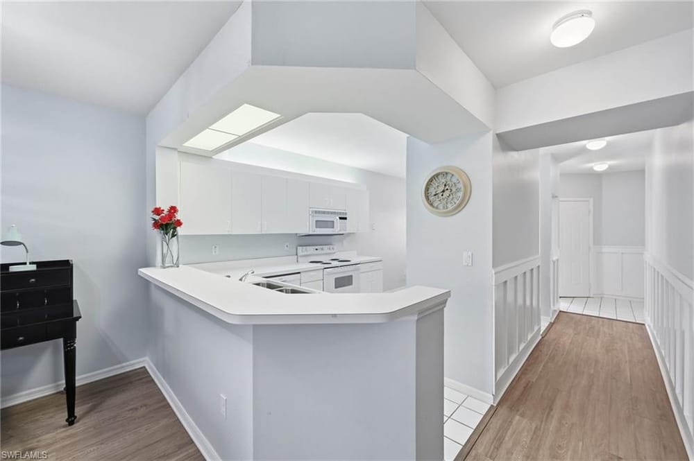 7577 Silver Trumpet Ln. 103 – #226025517 - Pipers Grove