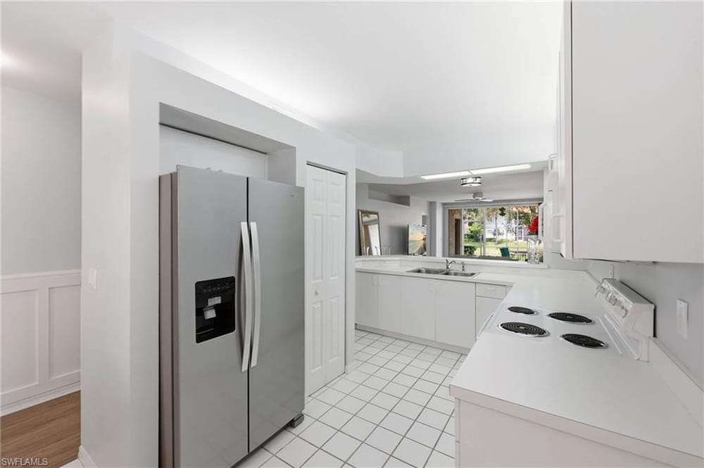 7577 Silver Trumpet Ln. 103 – #226025517 - Pipers Grove