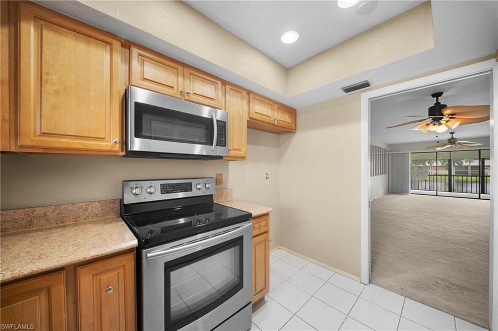 195 Cypress Way E 8 – #226025571 - Palm River