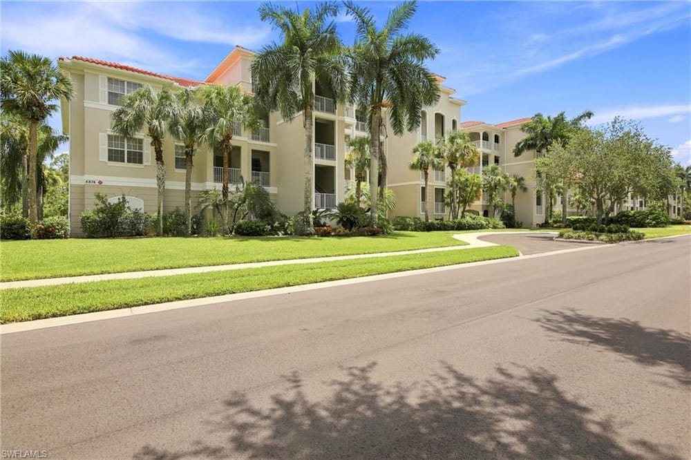 4874 Hampshire Ct. 303 – #226025614 - Naples Lakes Country Club