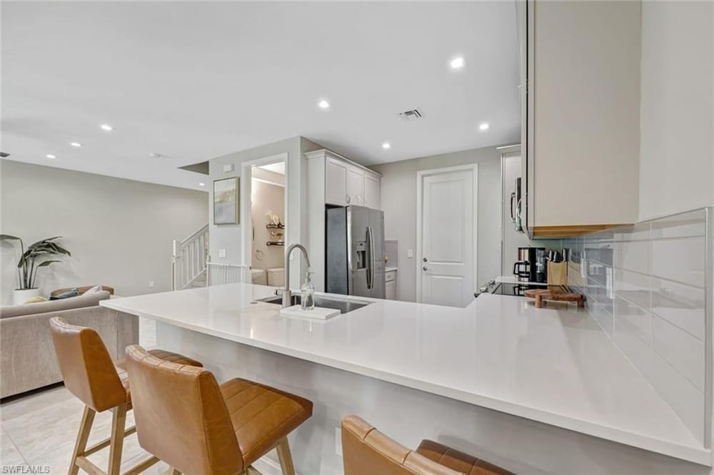 7348 Rockefeller Dr. – #226025647 - Vanderbilt Reserve