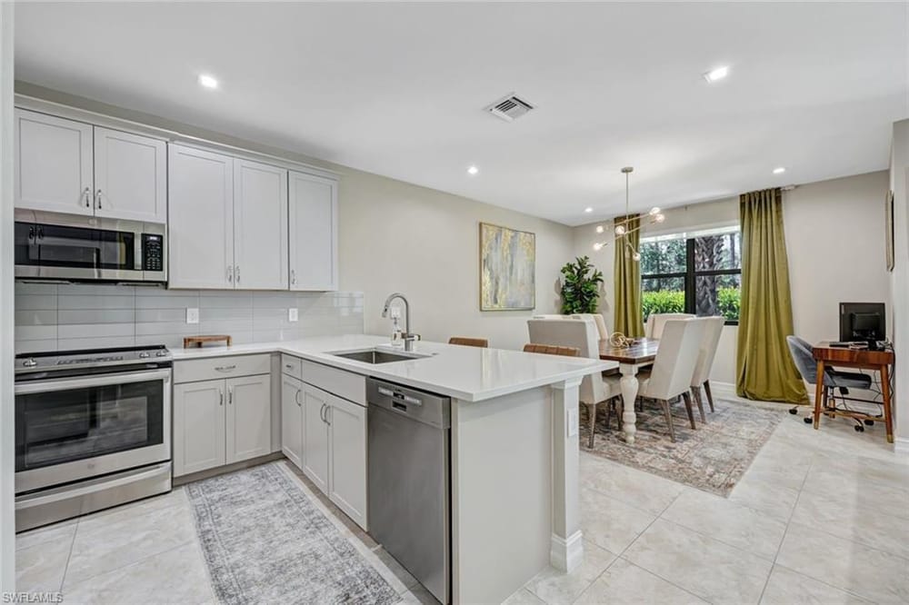 7348 Rockefeller Dr. – #226025647 - Vanderbilt Reserve