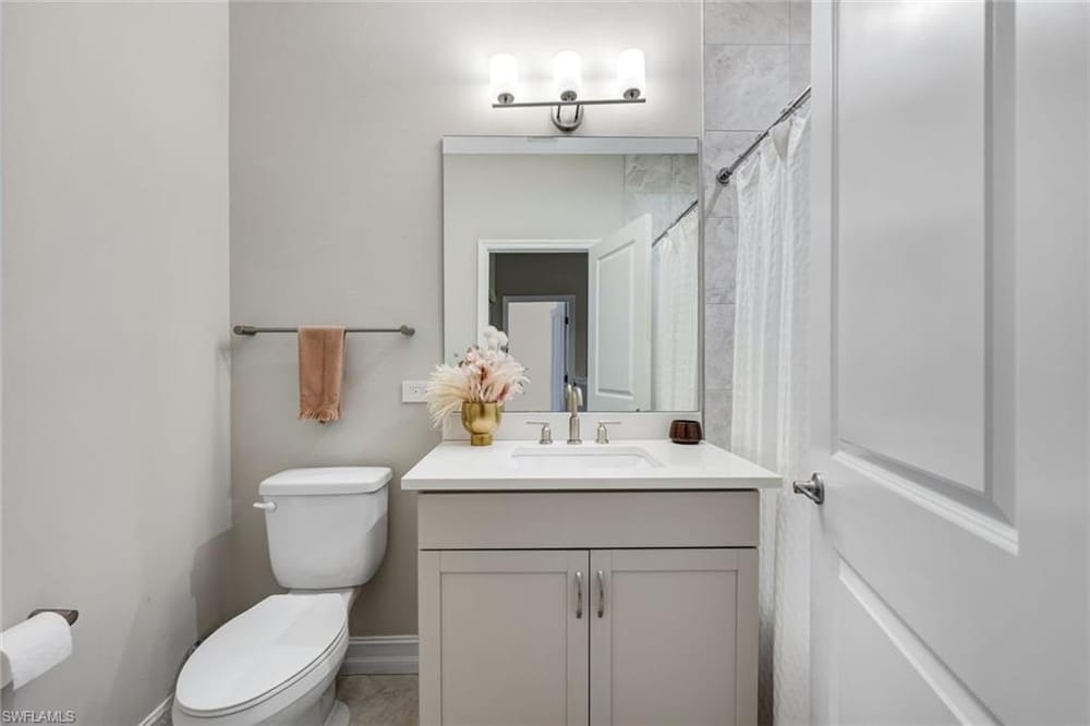 7348 Rockefeller Dr. – #226025647 - Vanderbilt Reserve