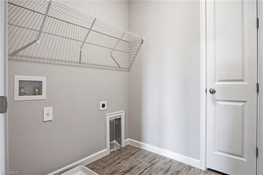 4596 Arboretum Cir. 202 – #226025671 - Arboretum