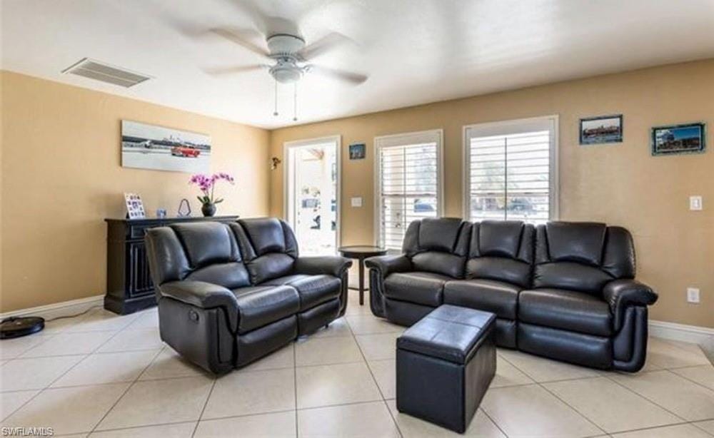5325 23rd Pl. SW – #226025677 - Golden Gate City