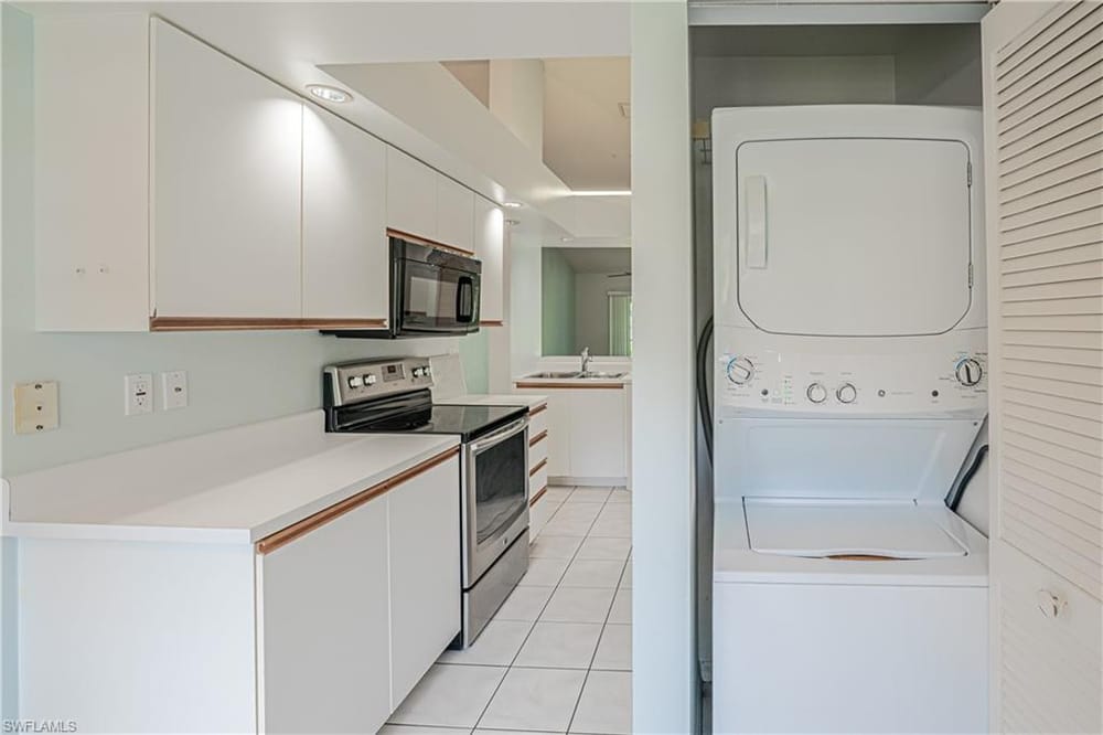 109 Wading Bird Cir. 206 – #2026029067 - Palm River