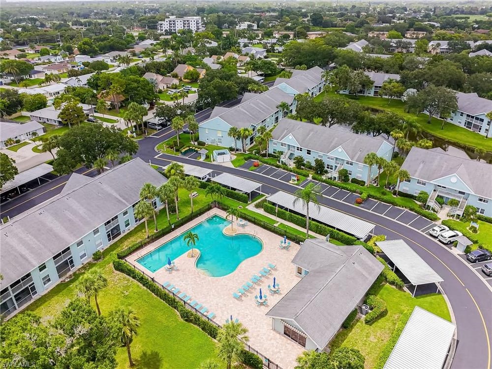109 Wading Bird Cir. 206 – #2026029067 - Palm River