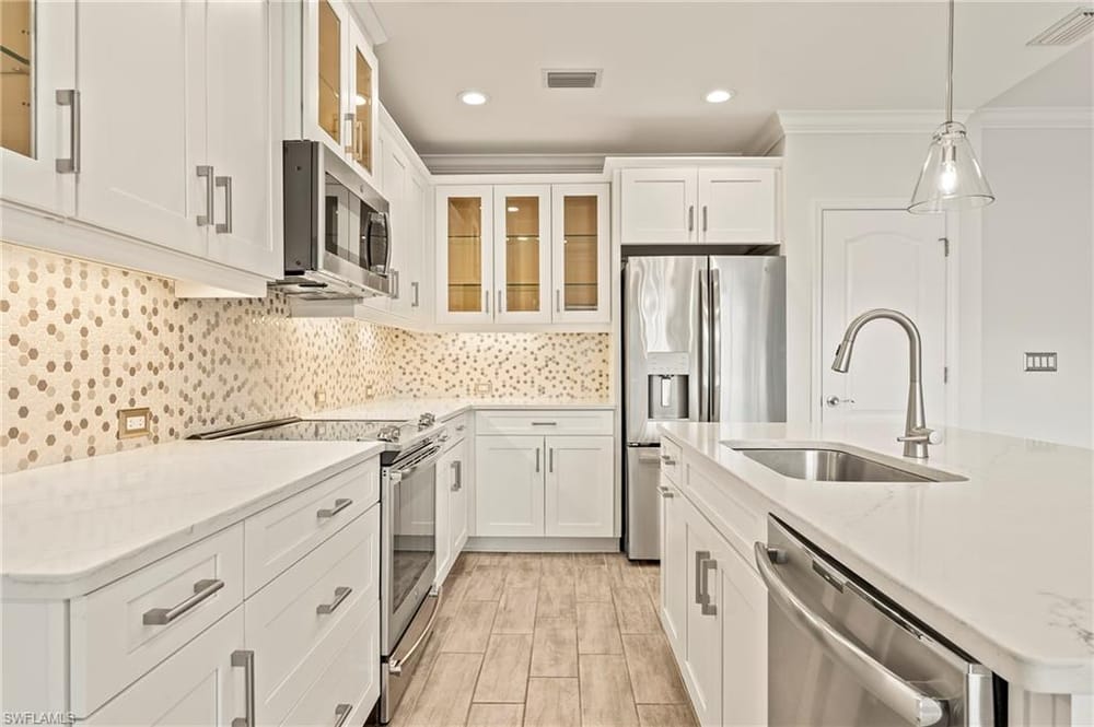 6954 Avalon Cir. 703 – #226025722 - Avalon