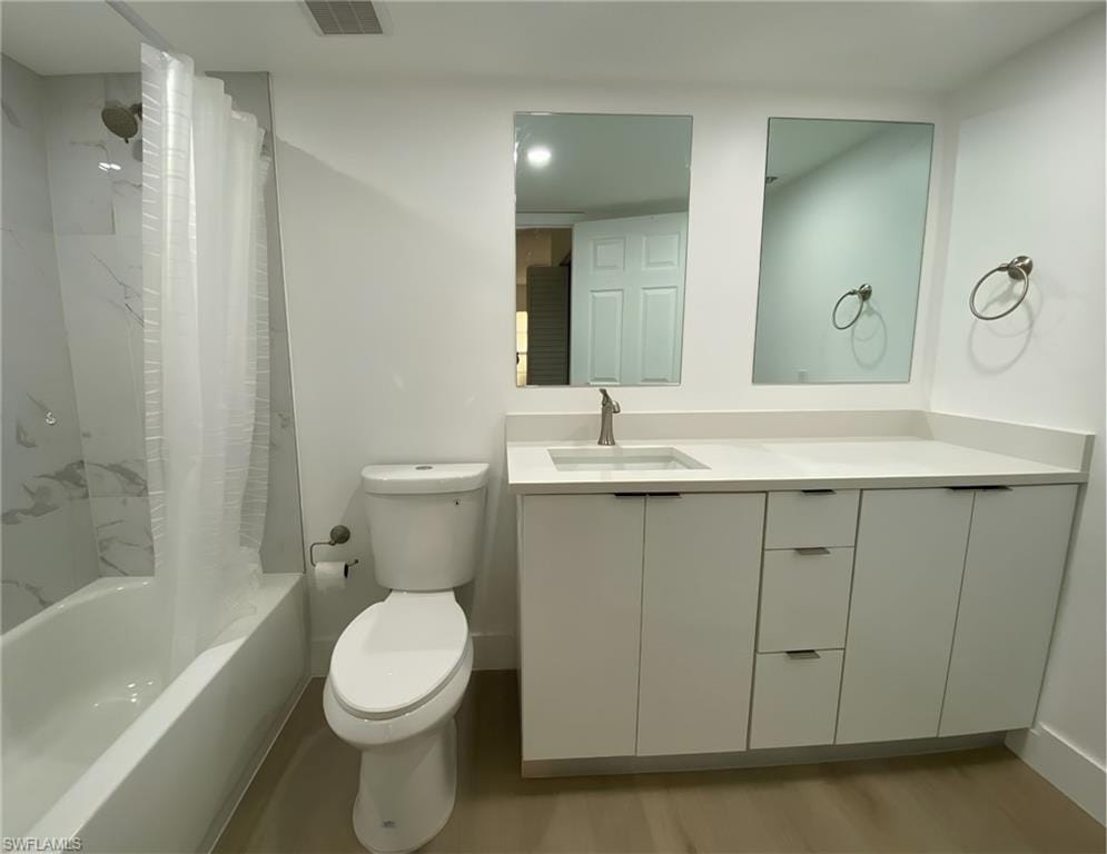 1765 Courtyard Way 103 – #226025766 - Kings Lake