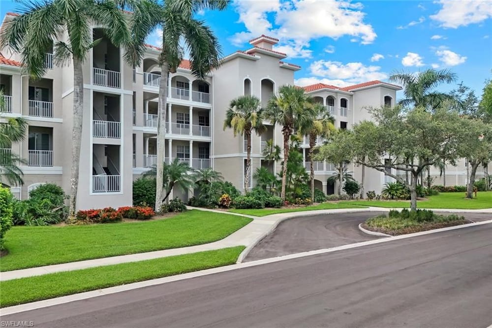 4864 Hampshire Ct. 203 – #226025876 - Naples Lakes Country Club