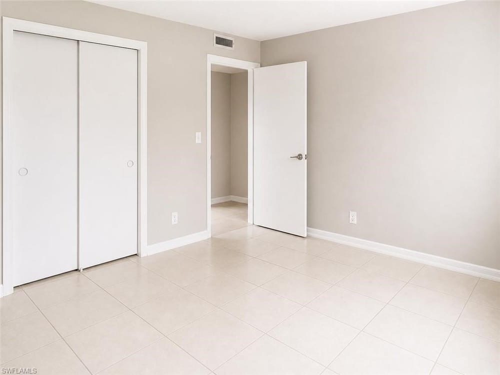 5410 16th Pl. SW B-1 – #226025903 - Golden Gate City