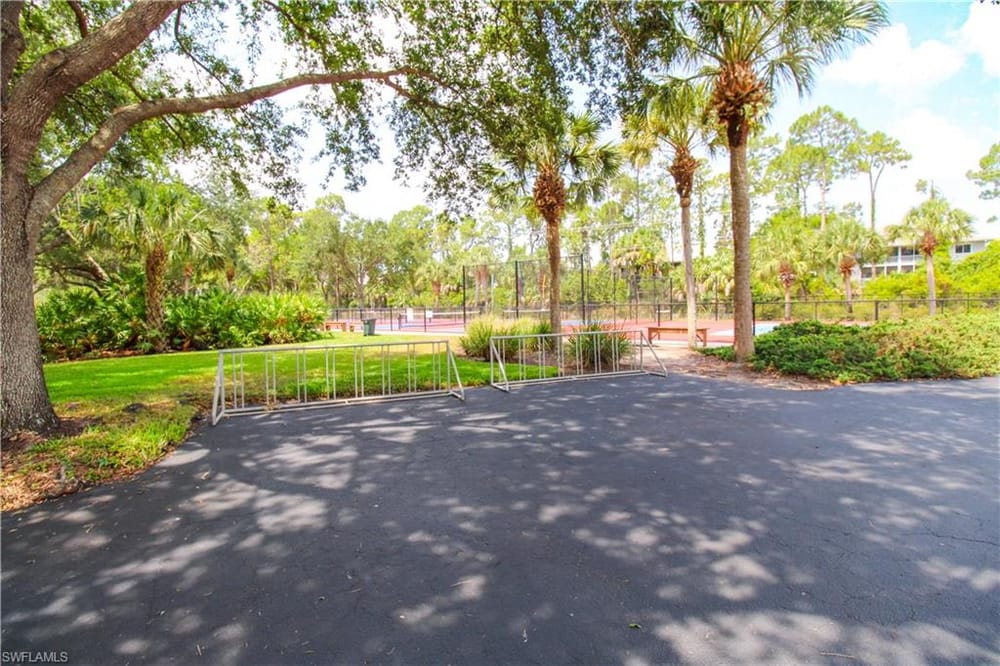225 Robin Hood Cir. 6 – #226025908 - Sherwood