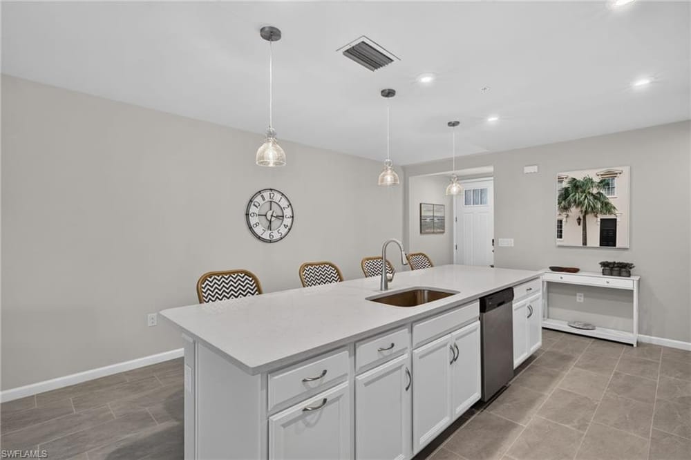 4676 Arboretum Cir. 102 – #226025937 - Arboretum