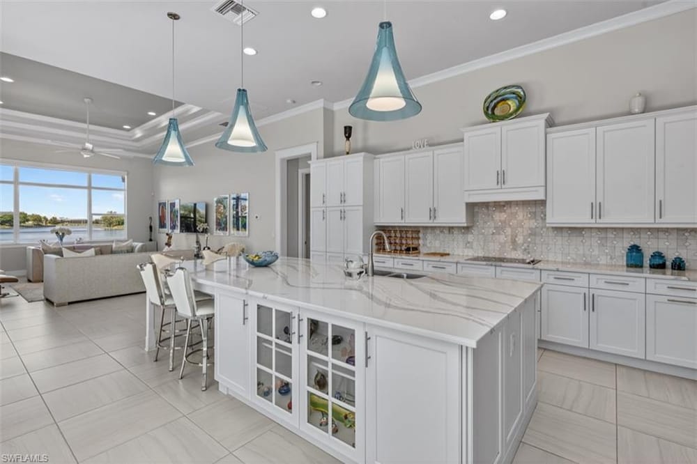 6387 Warwick Ave. – #226025994 - Isles Of Collier Preserve