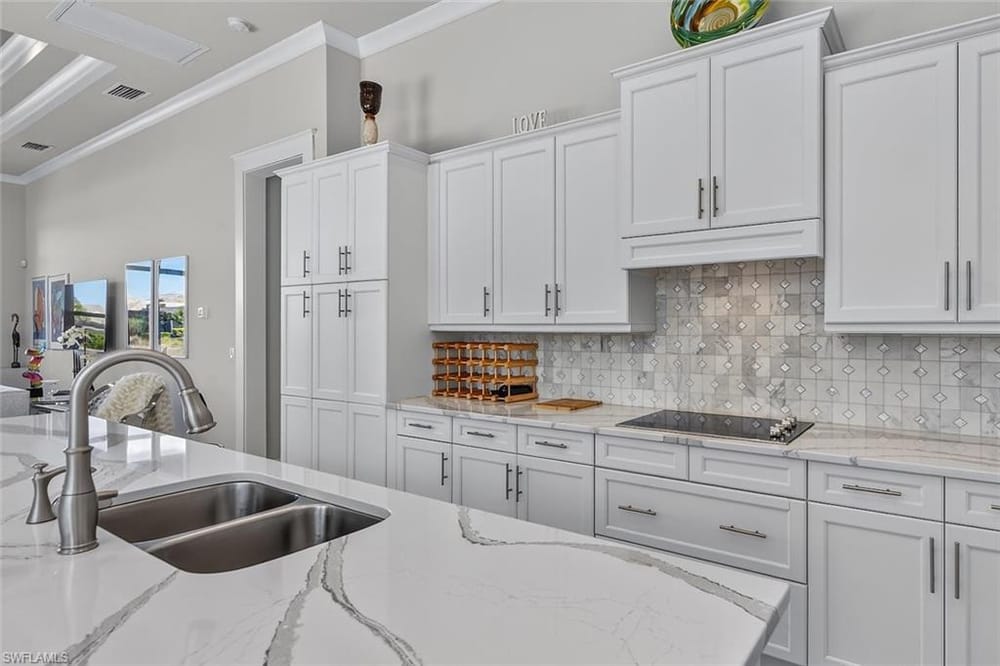 6387 Warwick Ave. – #226025994 - Isles Of Collier Preserve