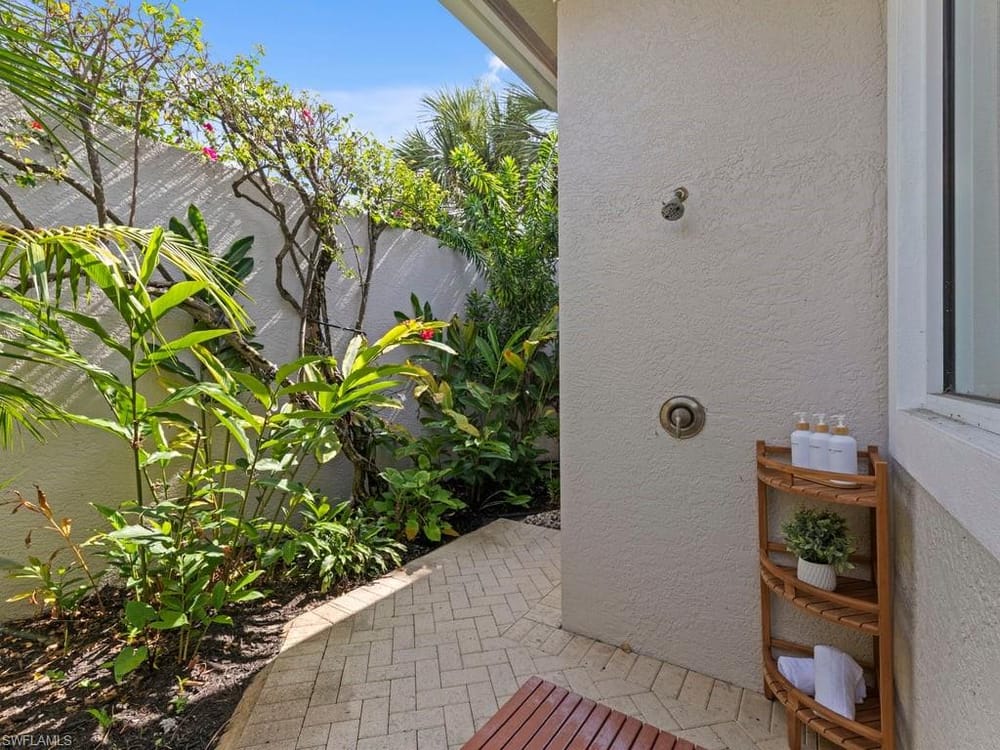 11617 Useppa Ct. – #226026240 - Colliers Reserve