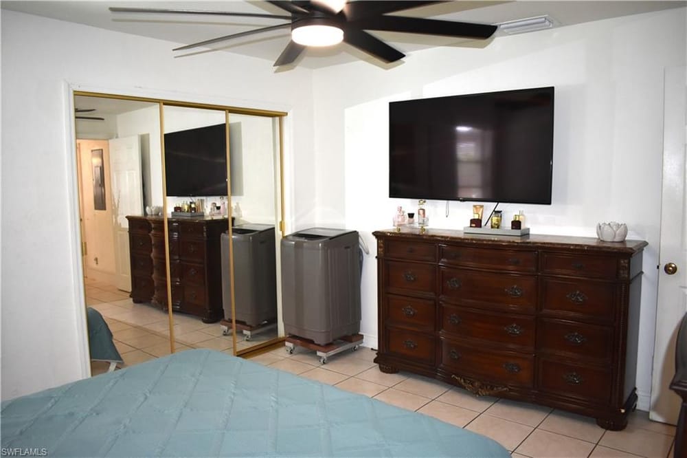 5225 23rd Ave. SW – #226026256 - Golden Gate City
