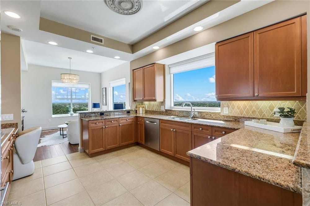 455 Cove Tower Dr. 1701 – #226026269 - Cove Towers
