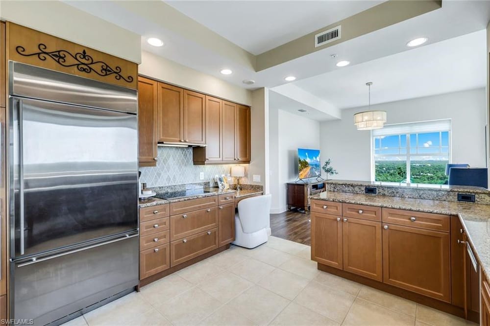455 Cove Tower Dr. 1701 – #226026269 - Cove Towers