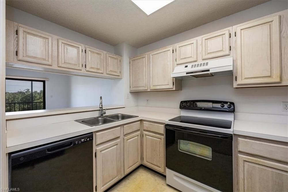 900 Arbor Lake Dr. 9-307 – #226026295 - Arbor Trace